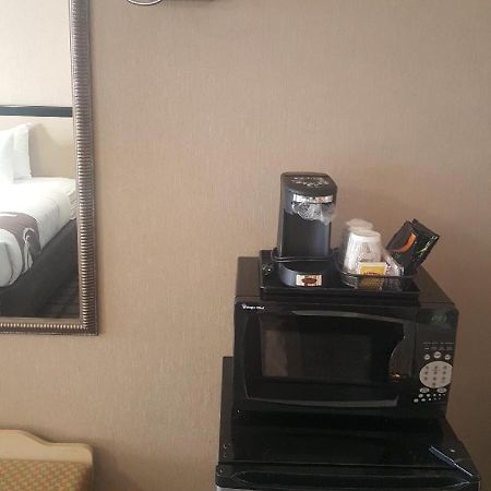 Quality Inn Near Lake Marble Falls Exteriör bild