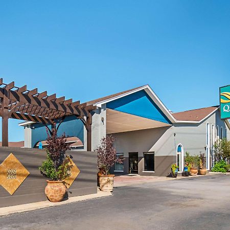 Quality Inn Near Lake Marble Falls Exteriör bild