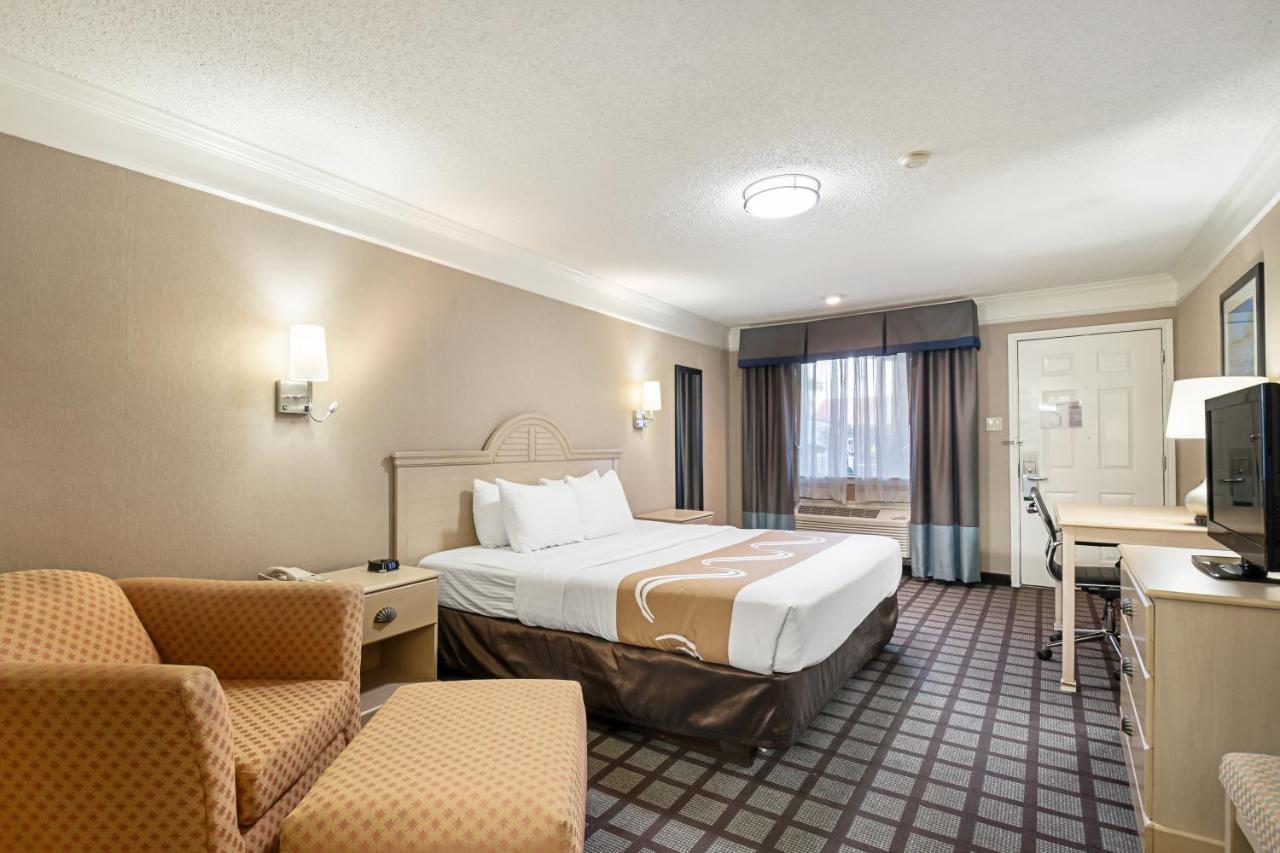 Quality Inn Near Lake Marble Falls Exteriör bild