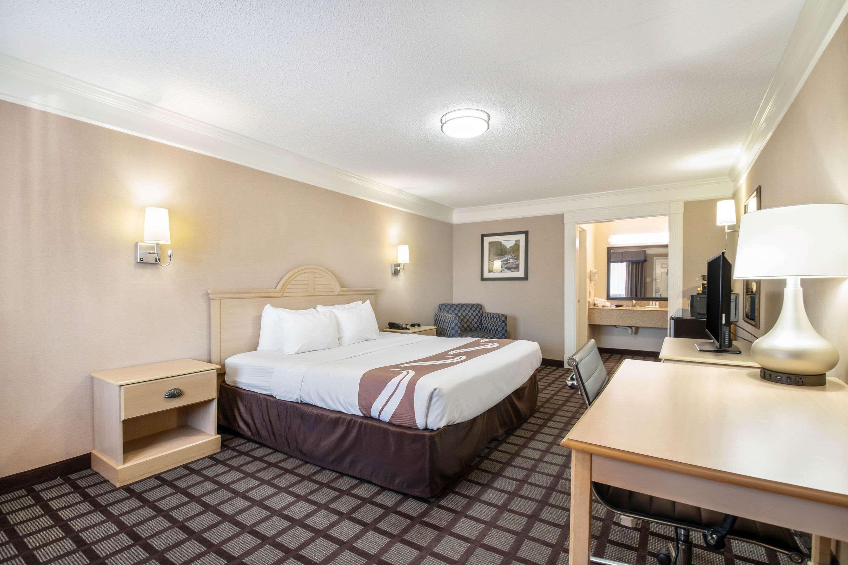 Quality Inn Near Lake Marble Falls Exteriör bild