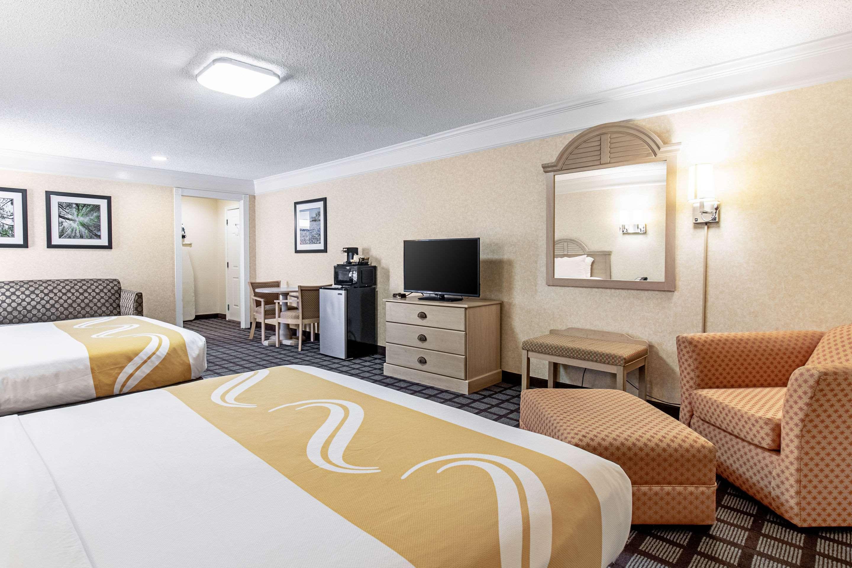 Quality Inn Near Lake Marble Falls Exteriör bild