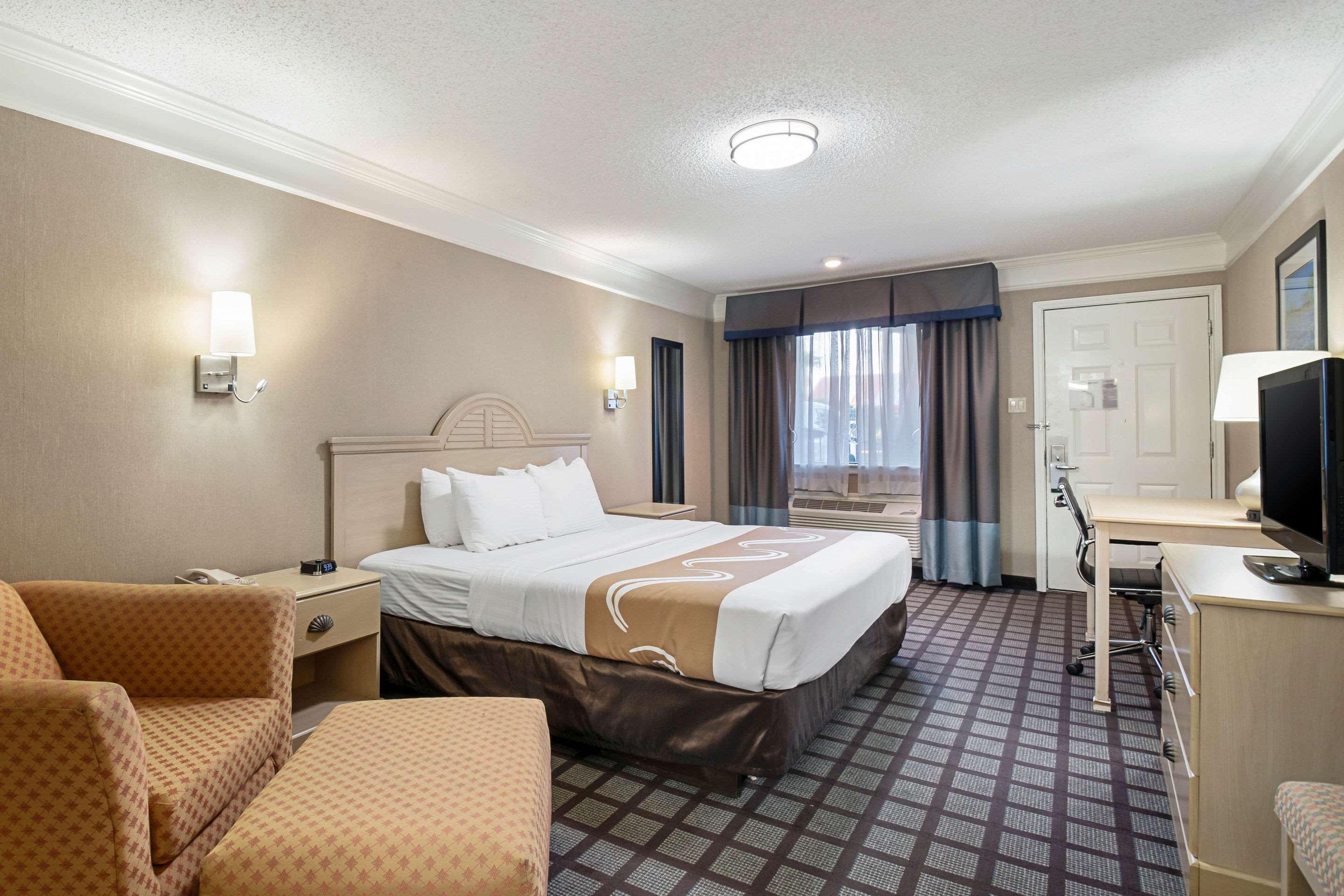Quality Inn Near Lake Marble Falls Exteriör bild