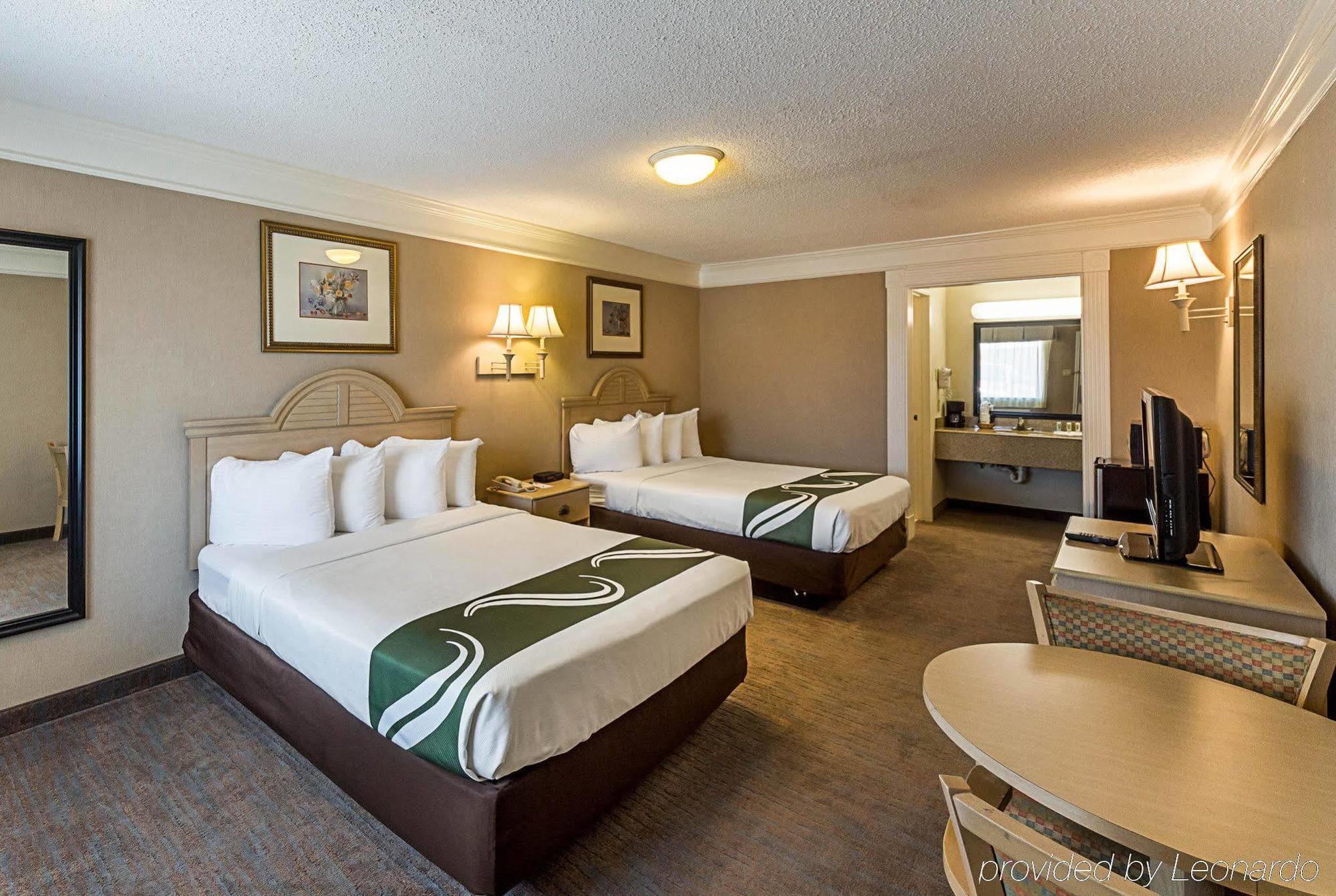 Quality Inn Near Lake Marble Falls Exteriör bild