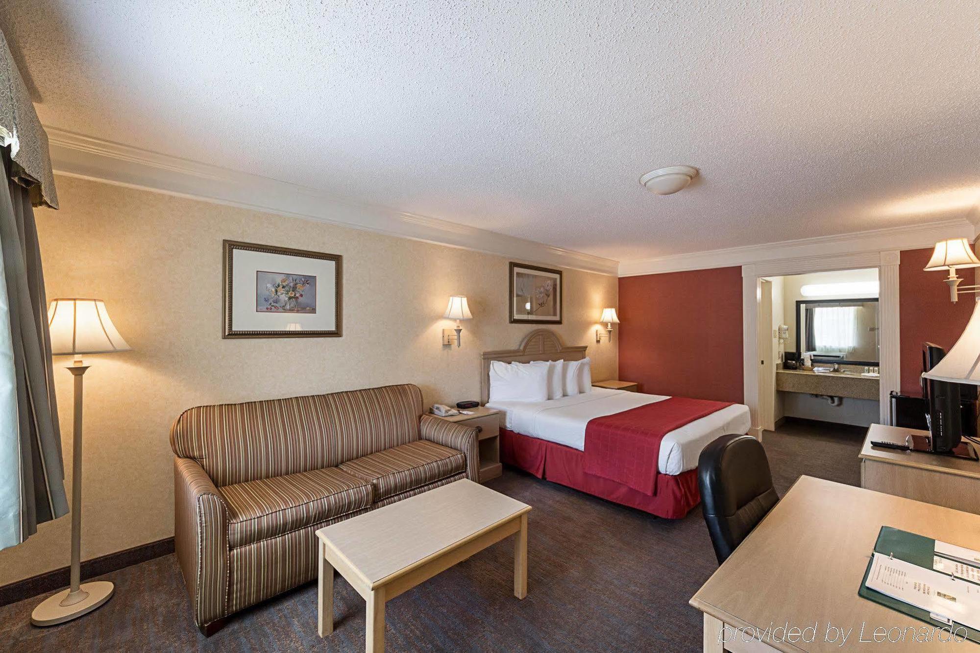 Quality Inn Near Lake Marble Falls Exteriör bild